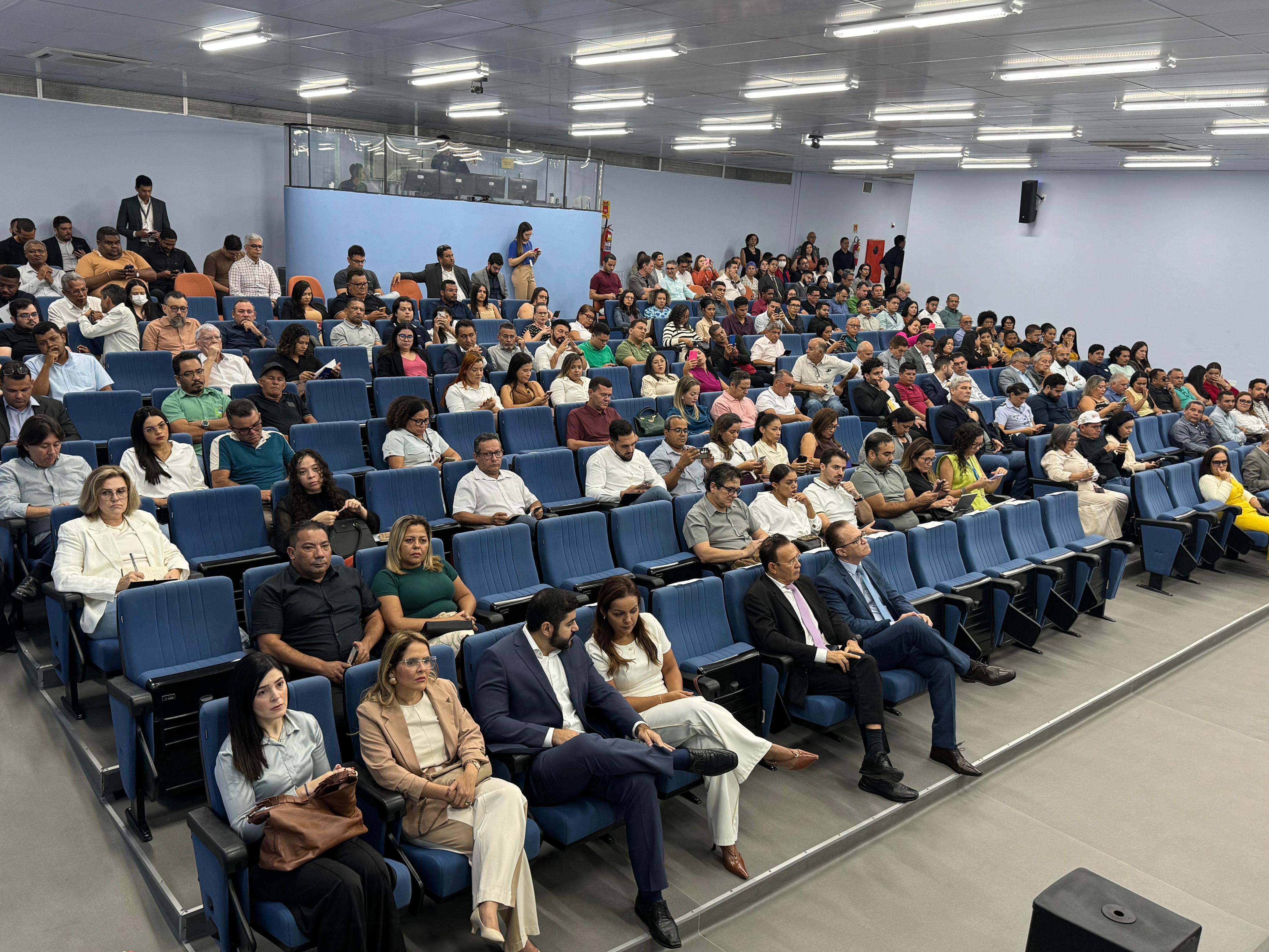Tribunal de Contas do Estado realiza seminário sobre eliminação de lixões