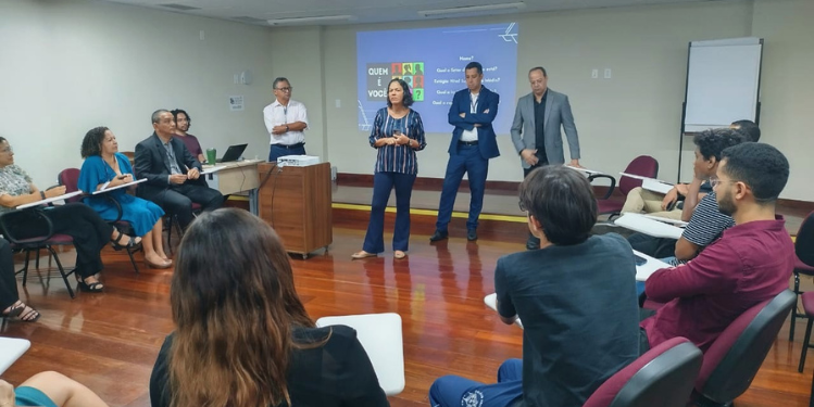 Programa “Conhecendo o TCE” recepciona novos estagiários